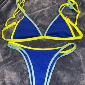 Bikini!!